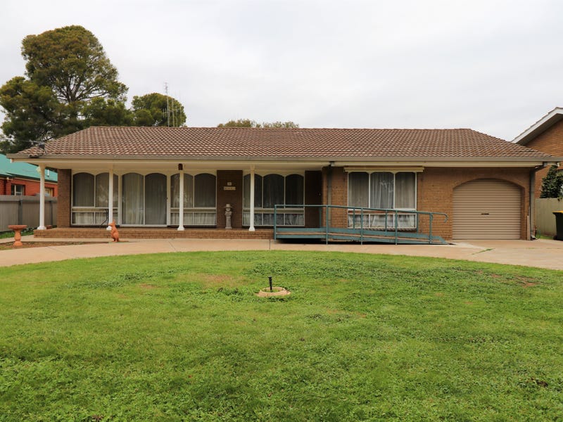 30 Ring Road, Boort, Vic 3537 House for Sale