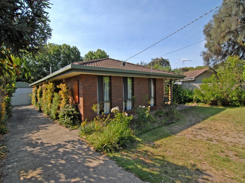 141 Fellows Road, Point Lonsdale, VIC 3225