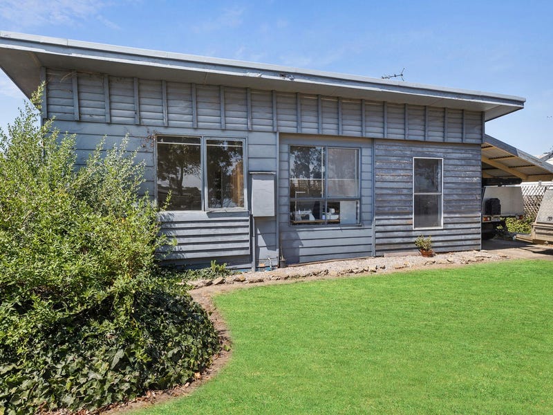 154 Geelong Road, Torquay, Vic 3228 House for Sale