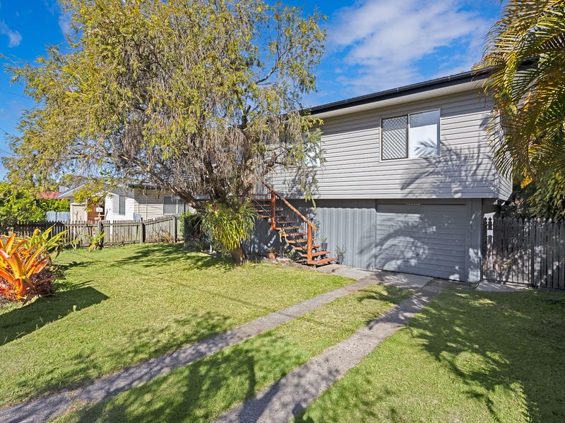 3 Crawford Street, Redcliffe, Qld 4020 Property Details