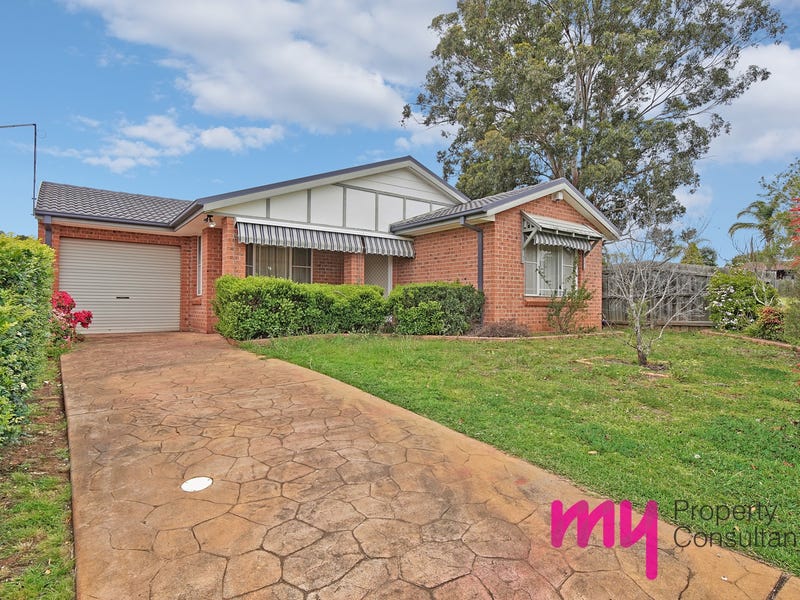 5 Poppy Place, Macquarie Fields, NSW 2564