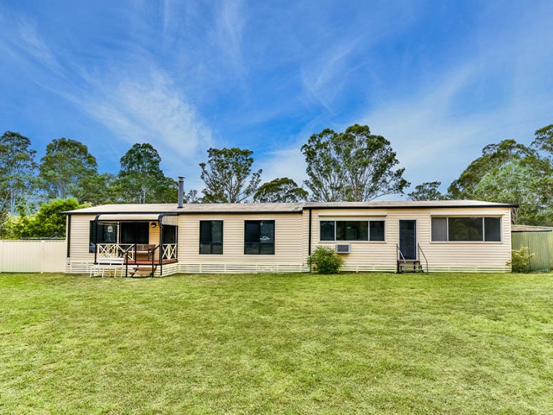 144 Barry Avenue, Catherine Field, NSW 2557