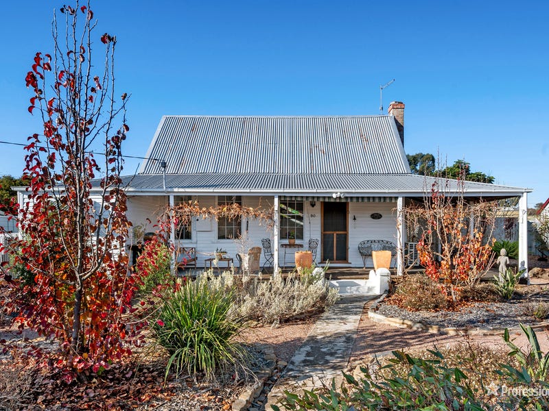90 High Street, Avoca, Vic 3467 House for Sale