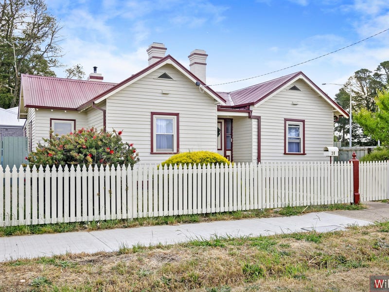 38 Victoria Street, Creswick, Vic 3363