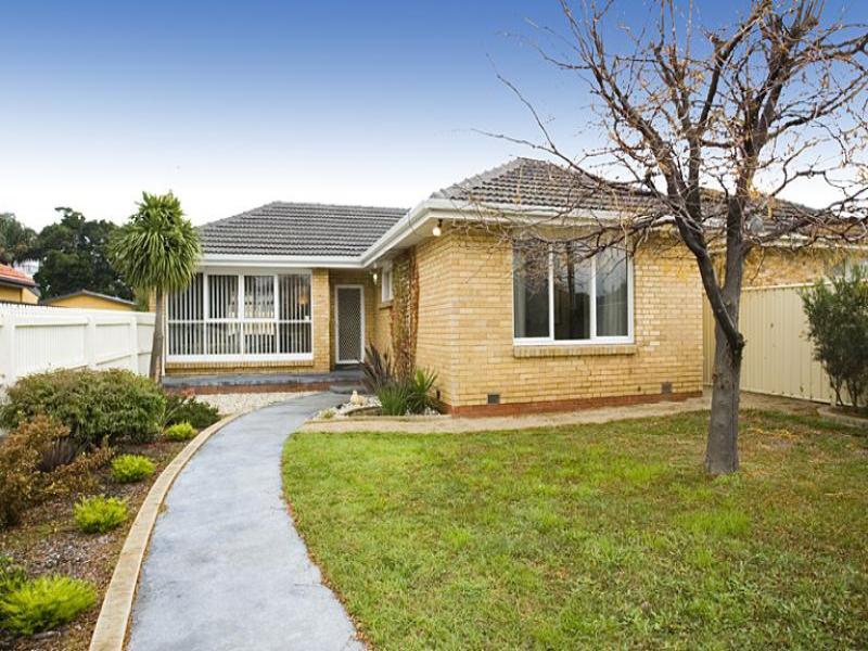 7 Houston Street, Mentone, Vic 3194 Property Details