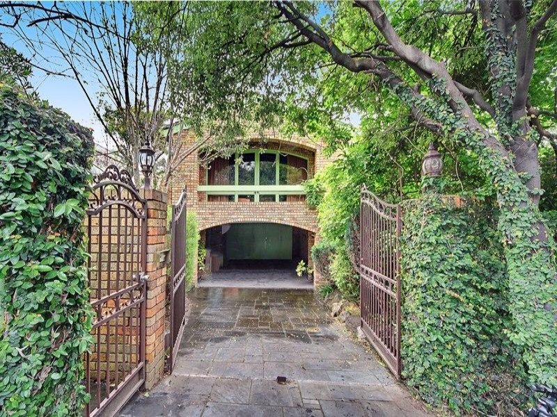 10 Balfour Street, Toorak, Vic 3142 Property Details