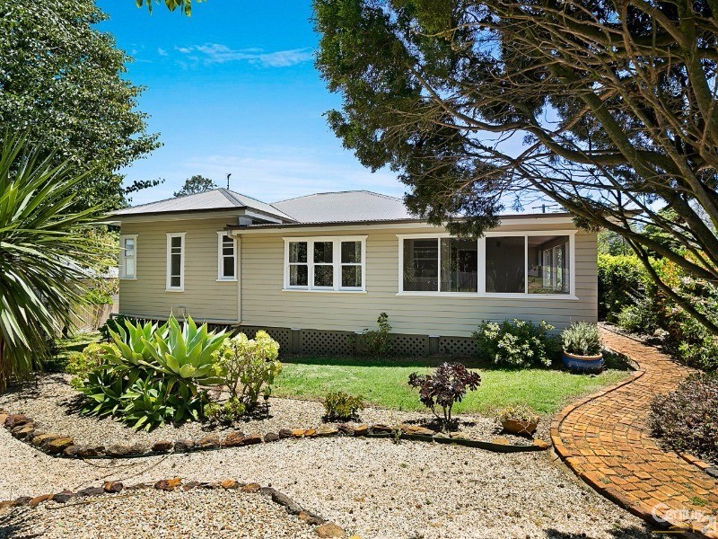 103 Stuart Street, North Toowoomba, QLD 4350