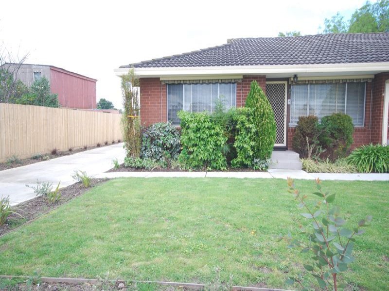 1/8 McLaren Avenue, Cranbourne, Vic 3977 Property Details