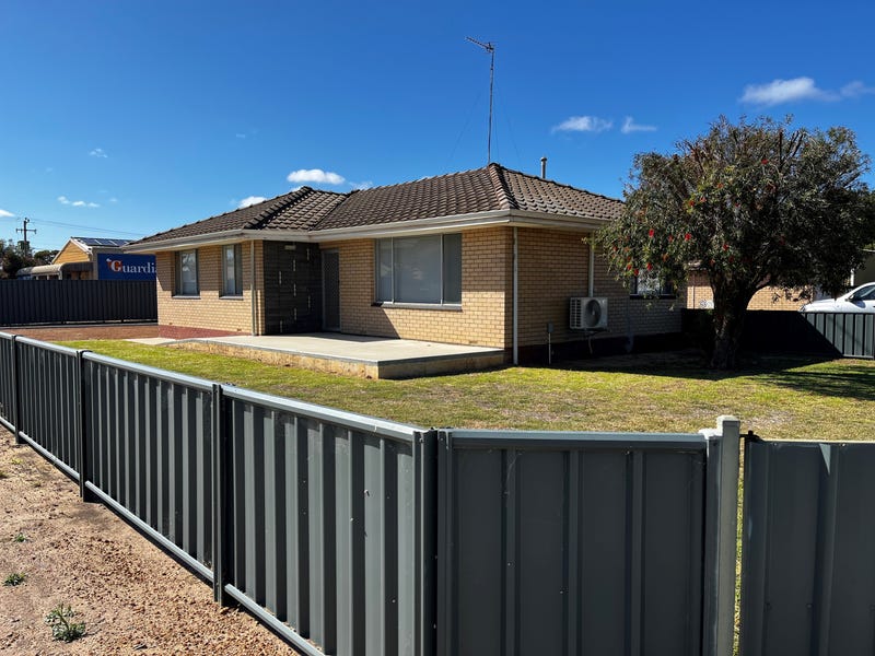 24 Smith Street, Dongara, WA 6525 House for Sale
