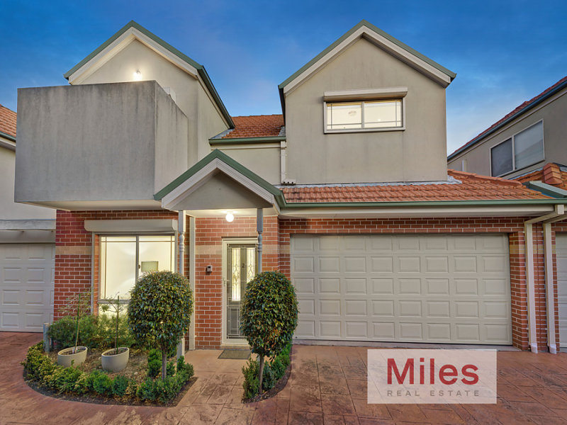 2/75 Green Street, Ivanhoe, Vic 3079 Property Details