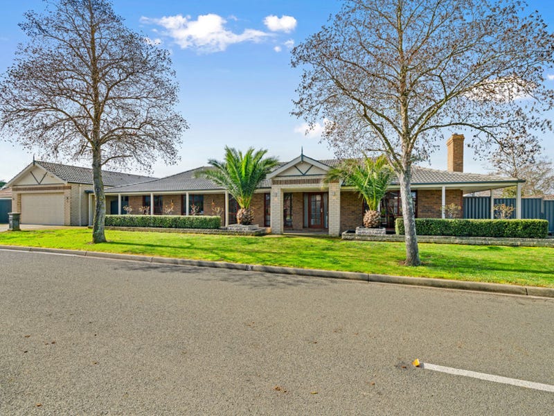 5 Franklin Street, Sale, Vic 3850 House for Sale