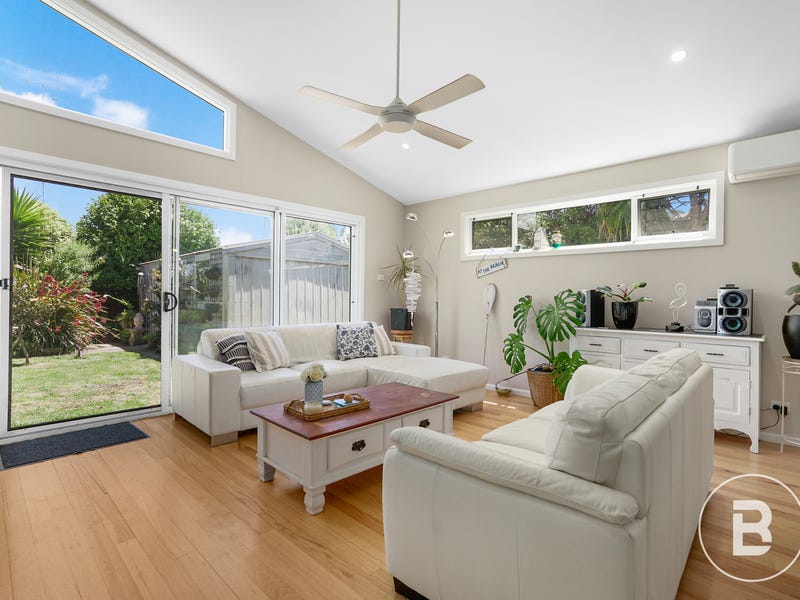 5 Halbert Street, Wendouree, Vic 3355 House for Sale