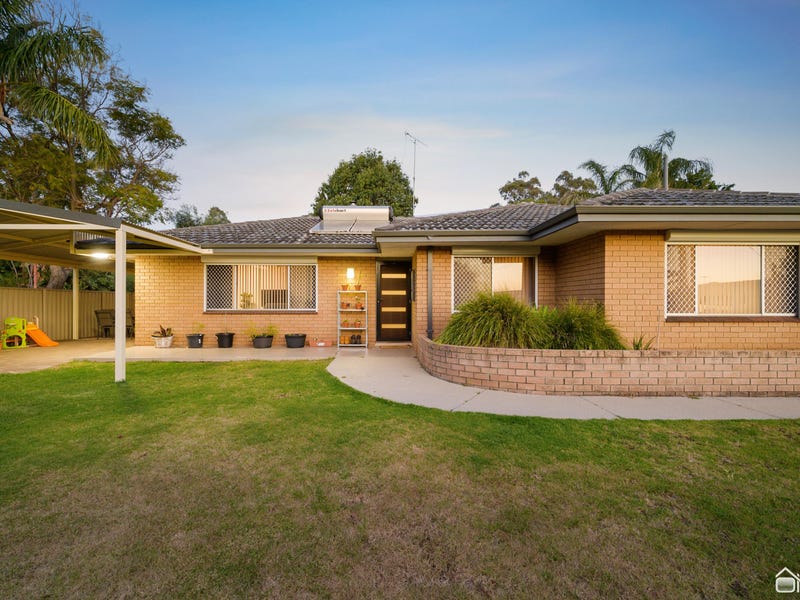 83 Connell Avenue, Kelmscott, WA 6111 Property Details