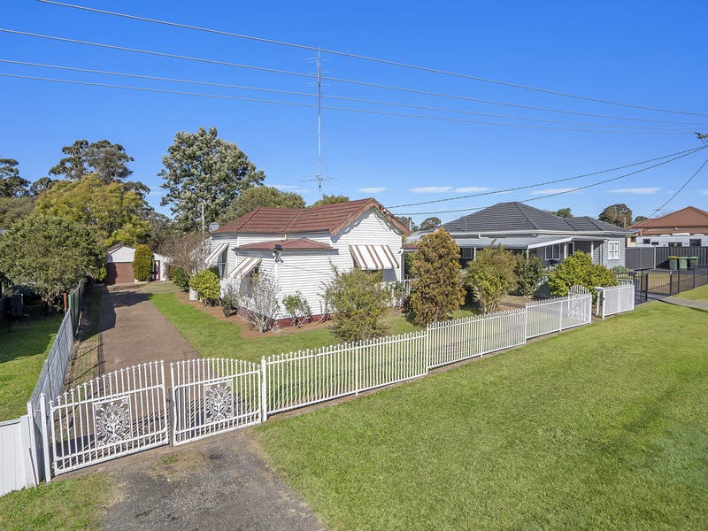 3 Daniel Street, Cessnock, NSW 2325