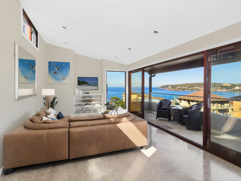 17 Queenscliff Road, Queenscliff, NSW 2096 Property Details