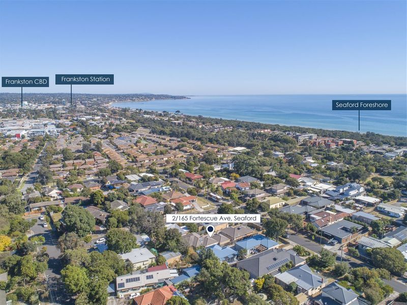 2/165 Fortescue Avenue, Seaford, Vic 3198 Property Details