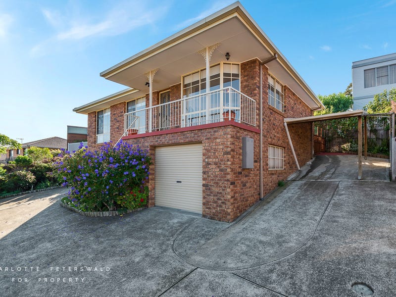 2/3 Excalibur Place, Lindisfarne, Tas 7015 Property Details