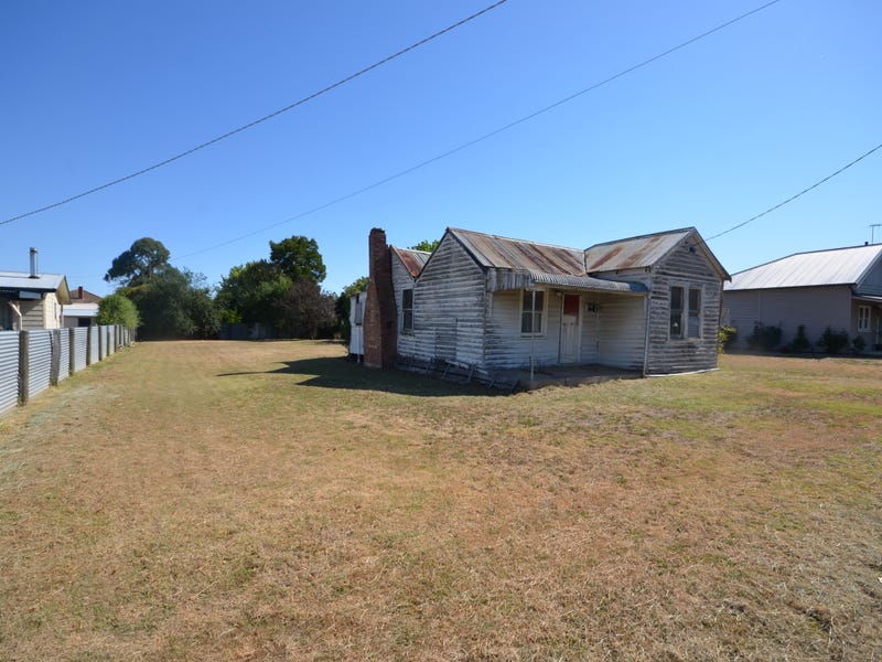 7 Willoby Street, Beaufort, Vic 3373 Property Details