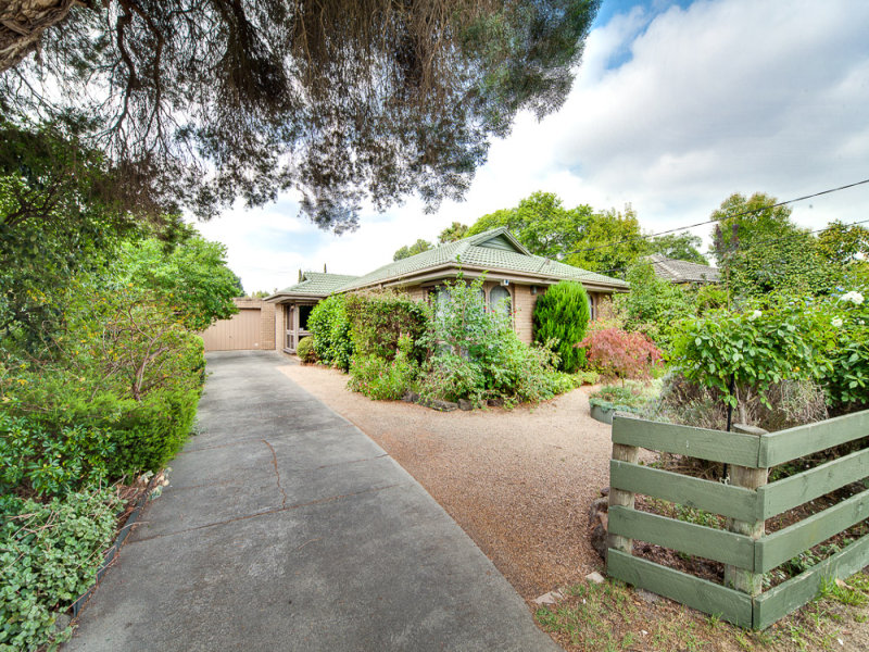 6 Houlder Avenue, Junction Village, VIC 3977