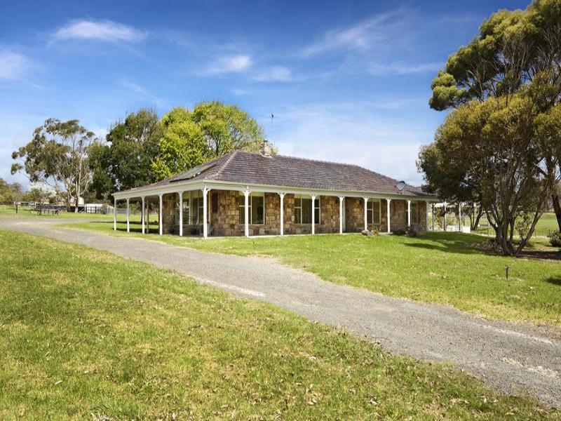 610 Yan Yean Rd, Yarrambat, Vic 3091 Property Details