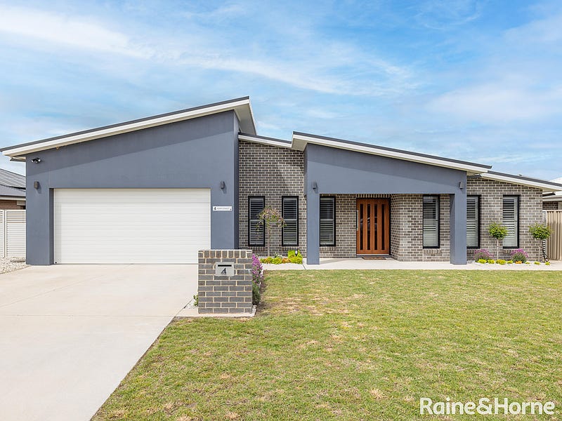 4 Kemp Street, Eglinton, NSW 2795 Property Details
