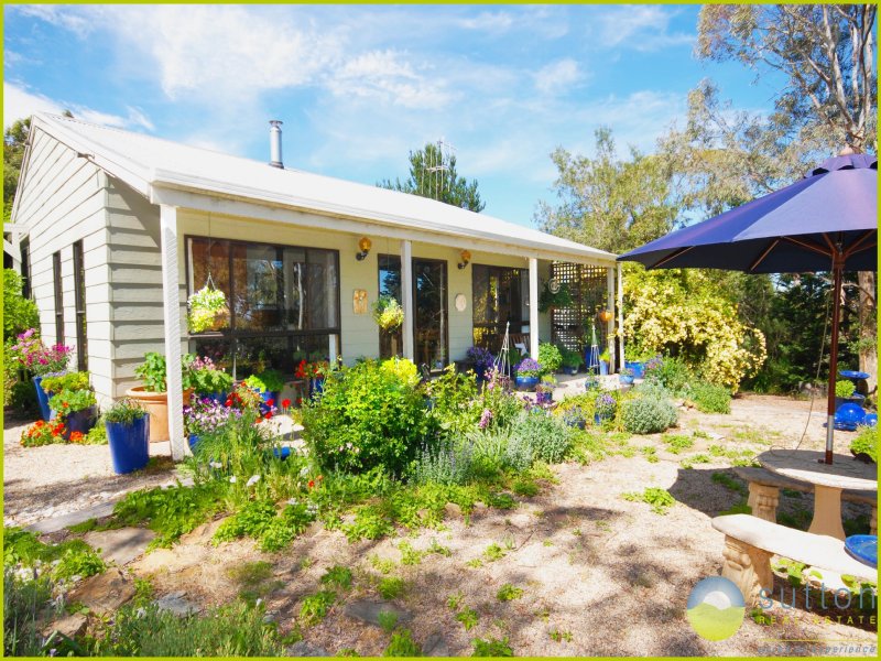 697 Bungendore Road, Bungendore, NSW 2621 Property Details