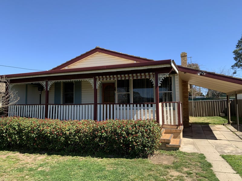 32 Gerathy Street, Goulburn, NSW 2580 House for Sale