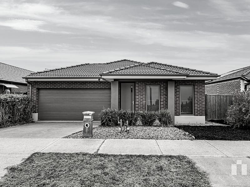 81 Ellscott Boulevard, Mickleham, Vic 3064 Property Details