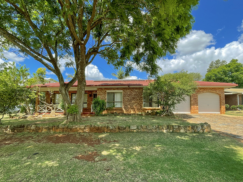 20 Lindberg Street, Wilsonton, QLD 4350