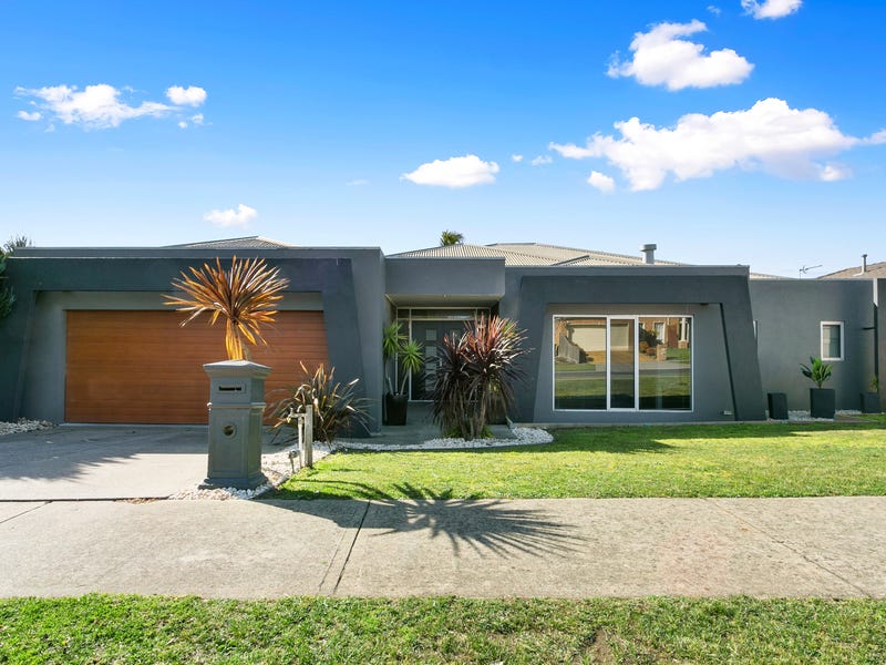 11 Duxbury Dr, Traralgon, Vic 3844 Property Details