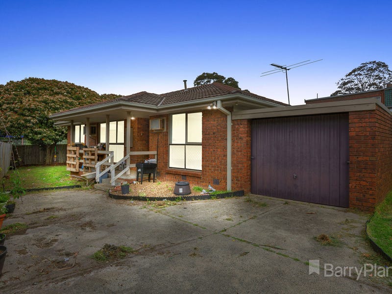 2/125 Lindrum Road, Frankston, Vic 3199 Property Details