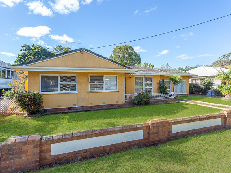 25 Pottinger Street, Newtown, Qld 4350 Property Details