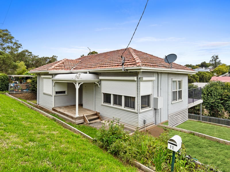 11 Carl Lane, Muswellbrook, NSW 2333 Property Details