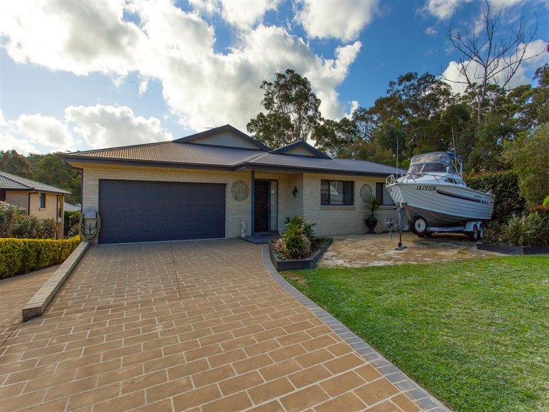 1/4 Minke Street, Corlette, NSW 2315