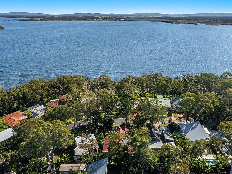 144 Lakes Boulevard, Wooloweyah, NSW 2464