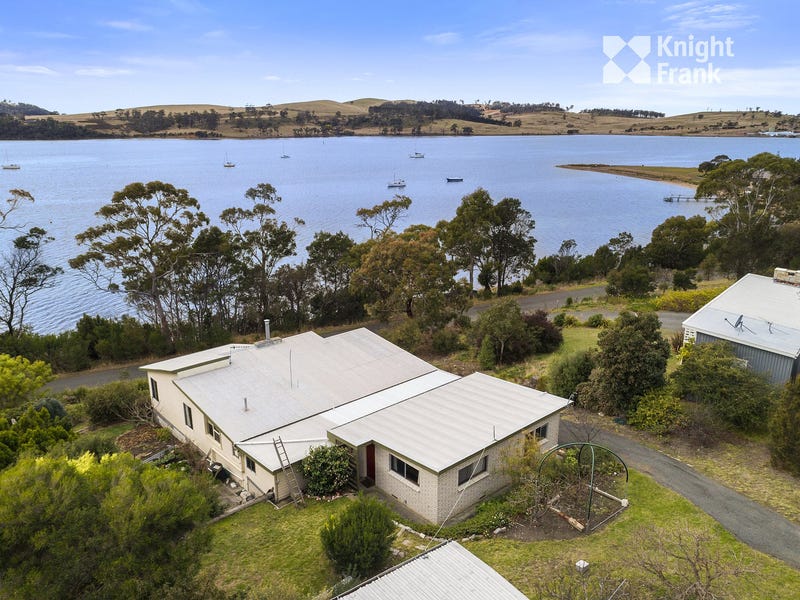 52 Barton Avenue, Triabunna, Tas 7190 Property Details