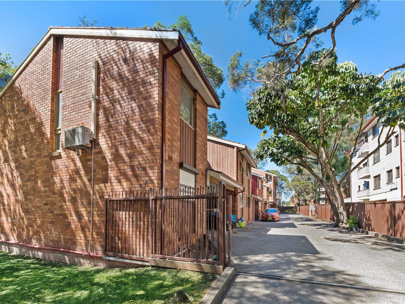 2/68 Hughes Street, Cabramatta, NSW 2166 Townhouse for Sale