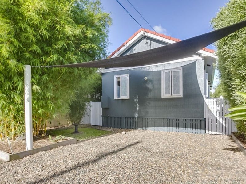 63 Thomas Street, Birkdale, Qld 4159 Property Details