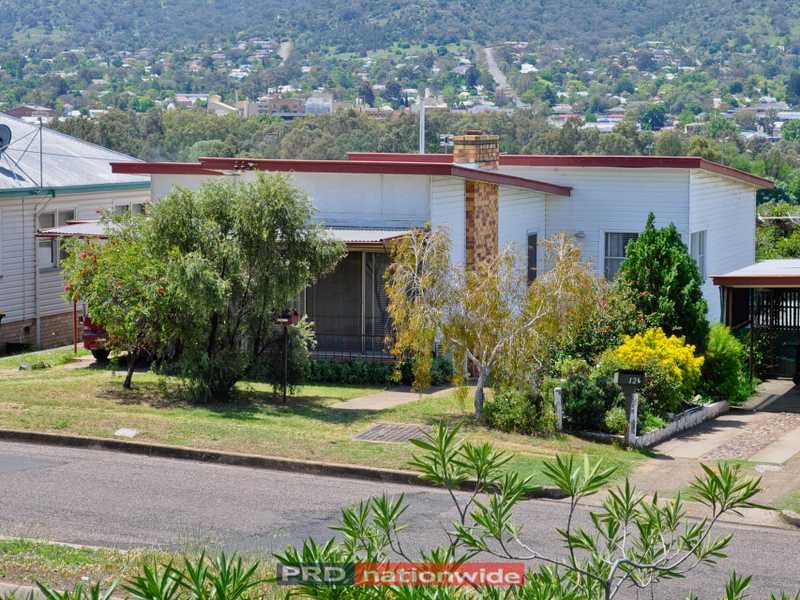 122 Crown Street, Tamworth, NSW 2340 Property Details
