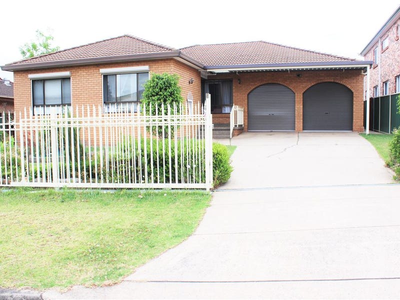 62 Jacaranda Cres, Casula, NSW 2170