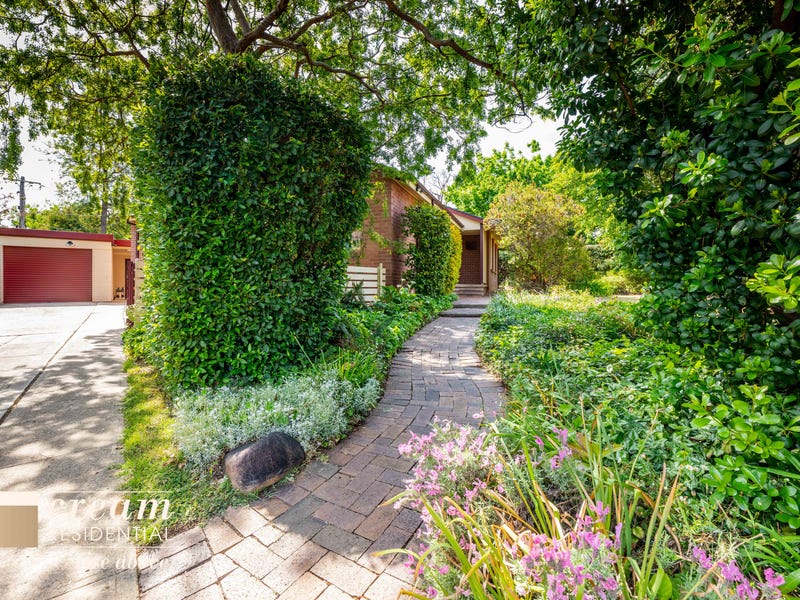 52 Groom Street, Hughes, ACT 2605 Property Details