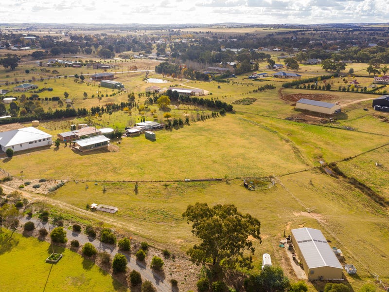164166 Farm Street, Boorowa, NSW 2586