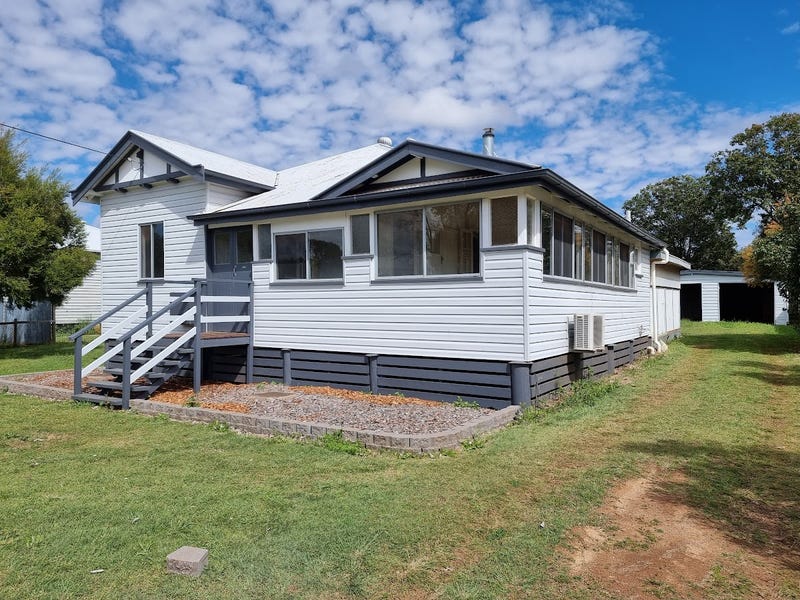 67 First Avenue Kingaroy QLD 4610 realestate .au