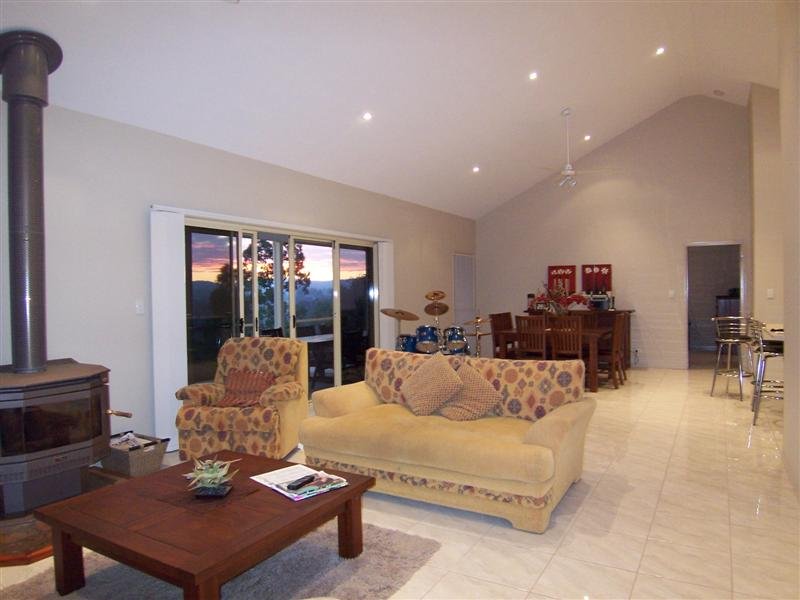 98102 Francis Close, Kooralbyn, QLD 4285