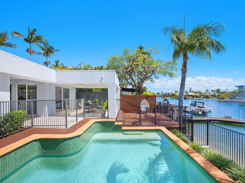 13 Allambi Avenue, Broadbeach Waters, Qld 4218 House for Sale