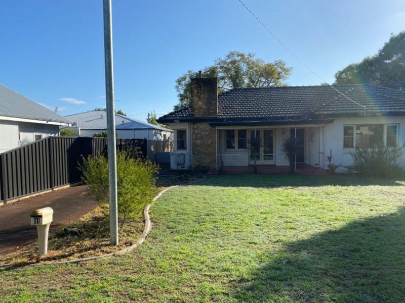 11 Reynolds Street, West Busselton, WA 6280