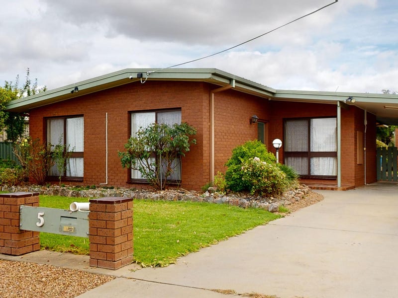 5 Sarsfield Street, Shepparton, Vic 3630 - Property Details