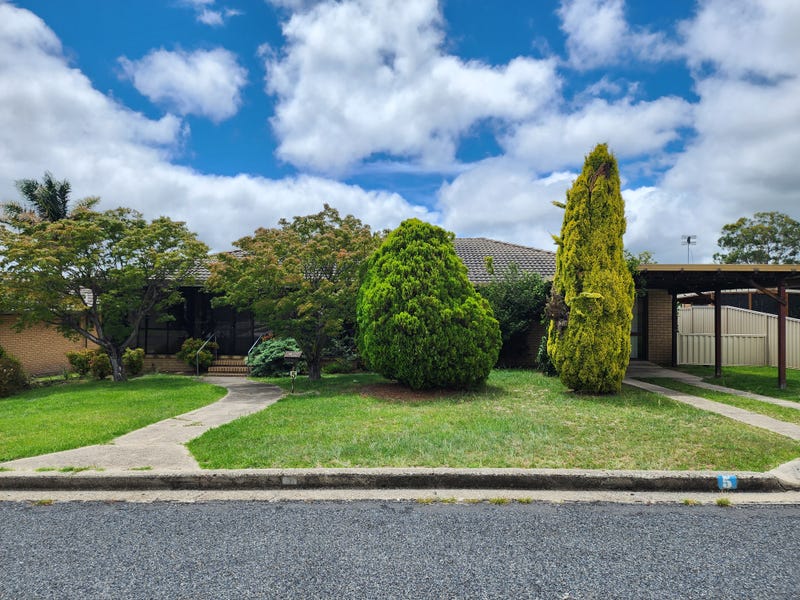 5 Smith St, Stanthorpe, Qld 4380 House for Sale