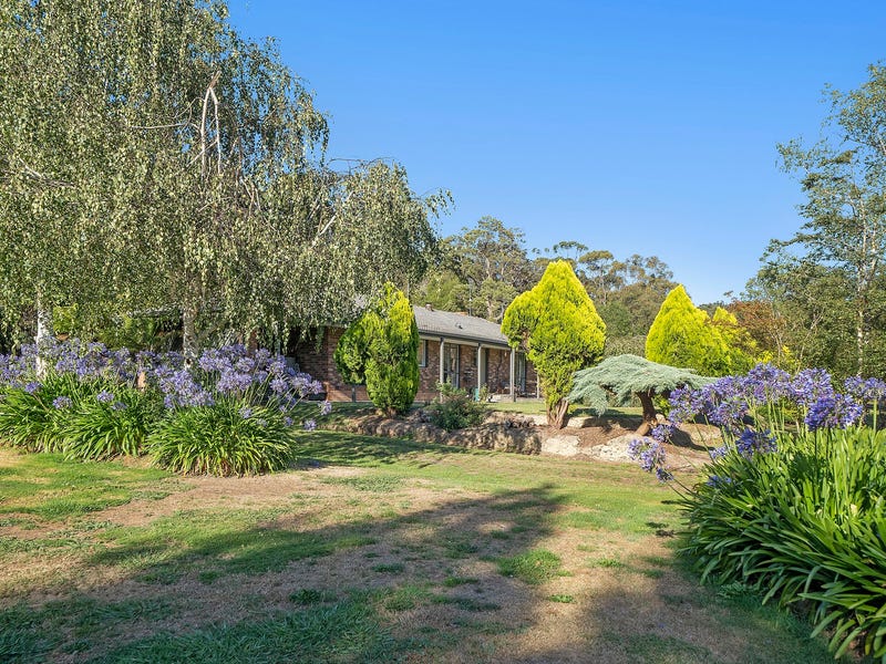 Houses for Sale in Woodend, VIC 3442