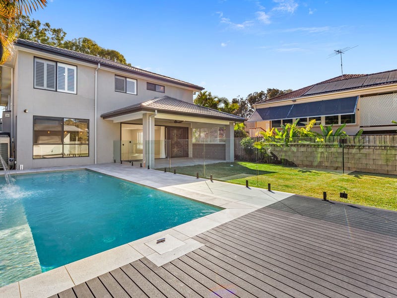 8 Bainbridge Street, Ormiston, Qld 4160 Property Details